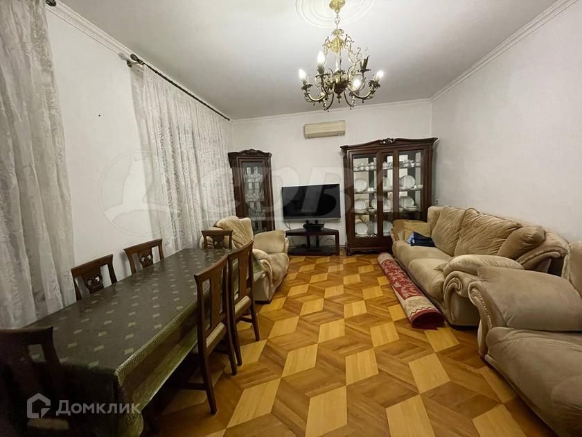 Продаётся 4-комнатная квартира, 118.4 м²