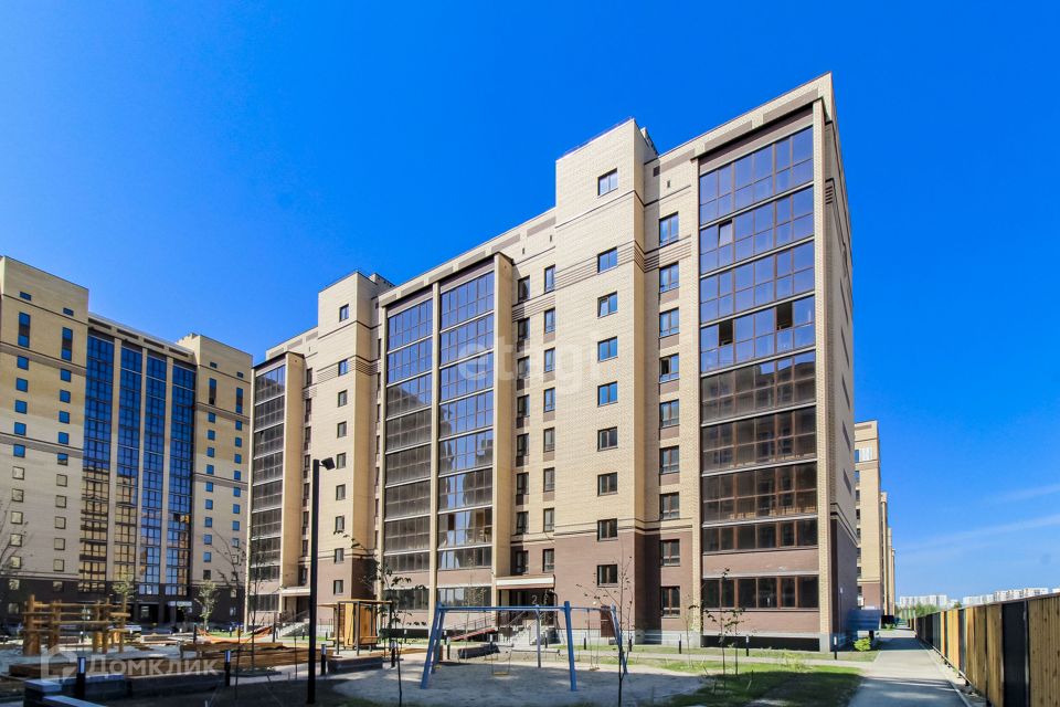 Продаётся 3-комнатная квартира, 115.7 м²