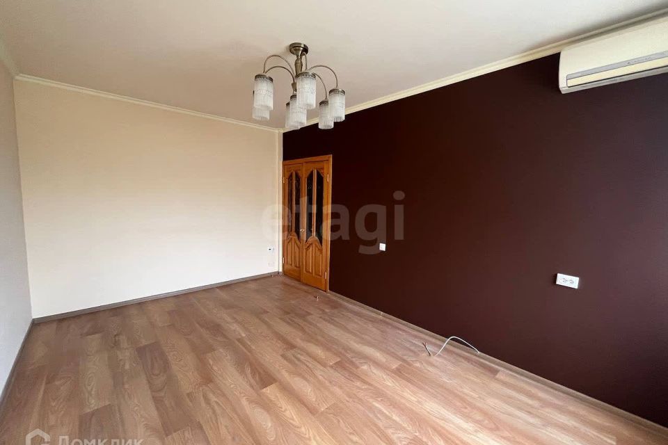 Продаётся 3-комнатная квартира, 62 м²