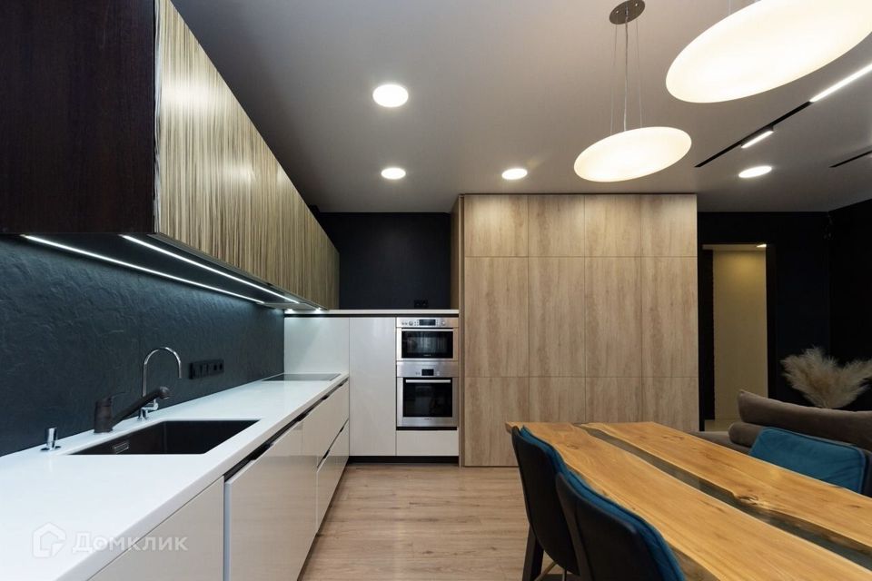 Продаётся 3-комнатная квартира, 83.5 м²