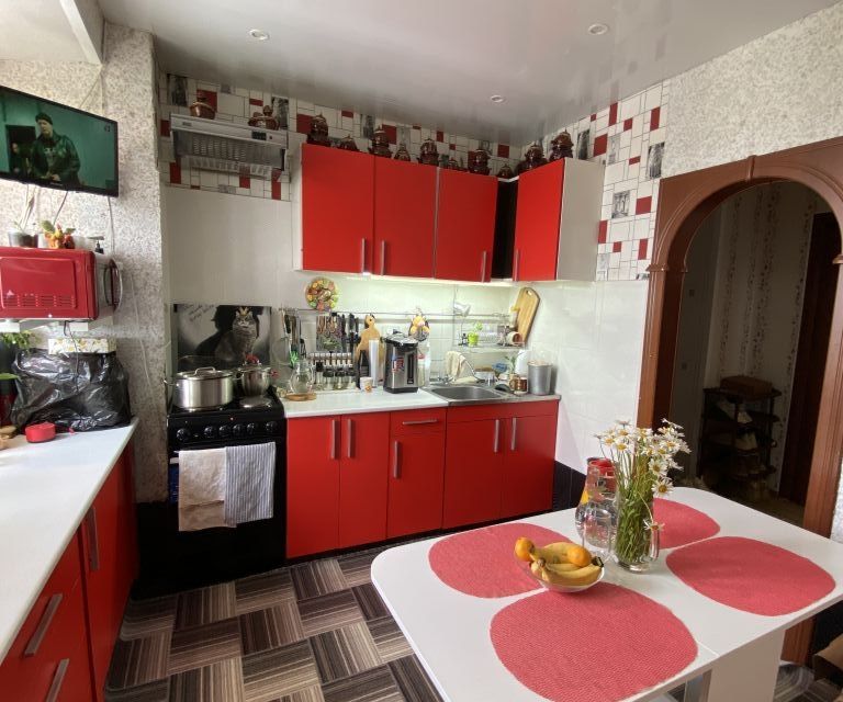 Продаётся 2-комнатная квартира, 48.9 м²