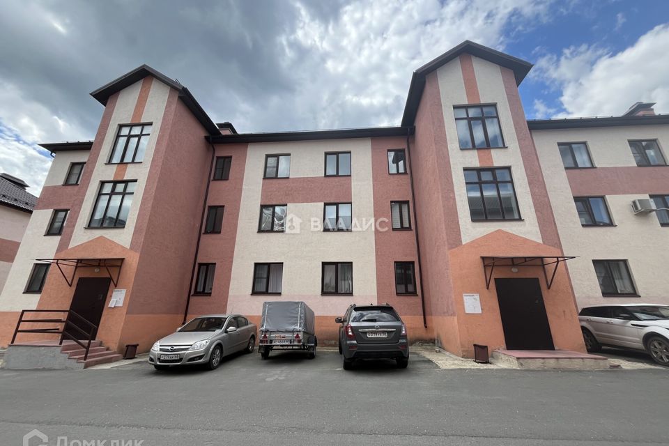 Продаётся 2-комнатная квартира, 61.3 м²