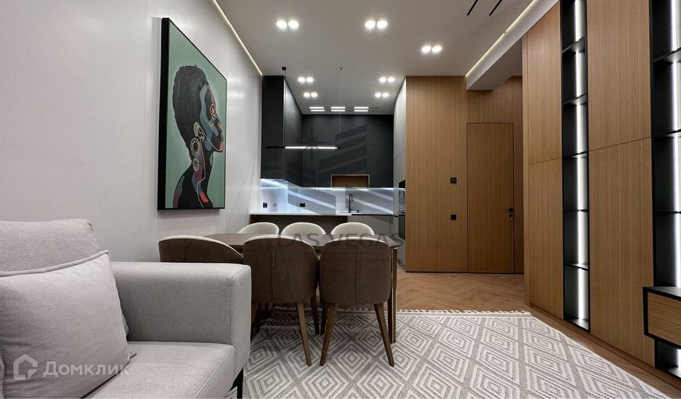 Сдаётся 2-комнатная квартира, 55 м²