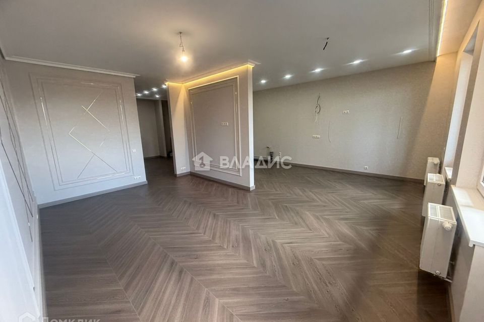 Продаётся 2-комнатная квартира, 70.7 м²