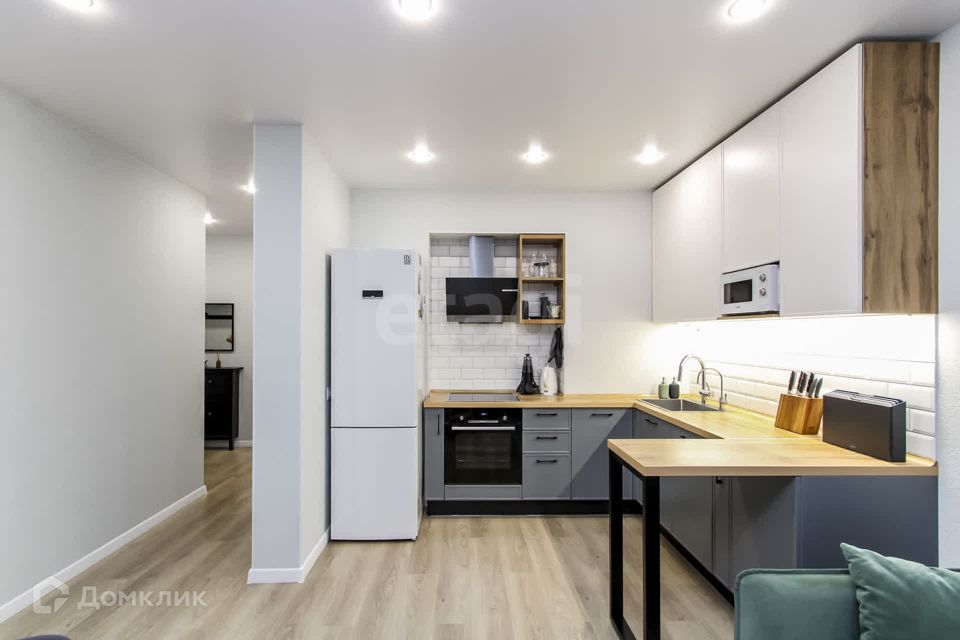 Продаётся 2-комнатная квартира, 70.9 м²