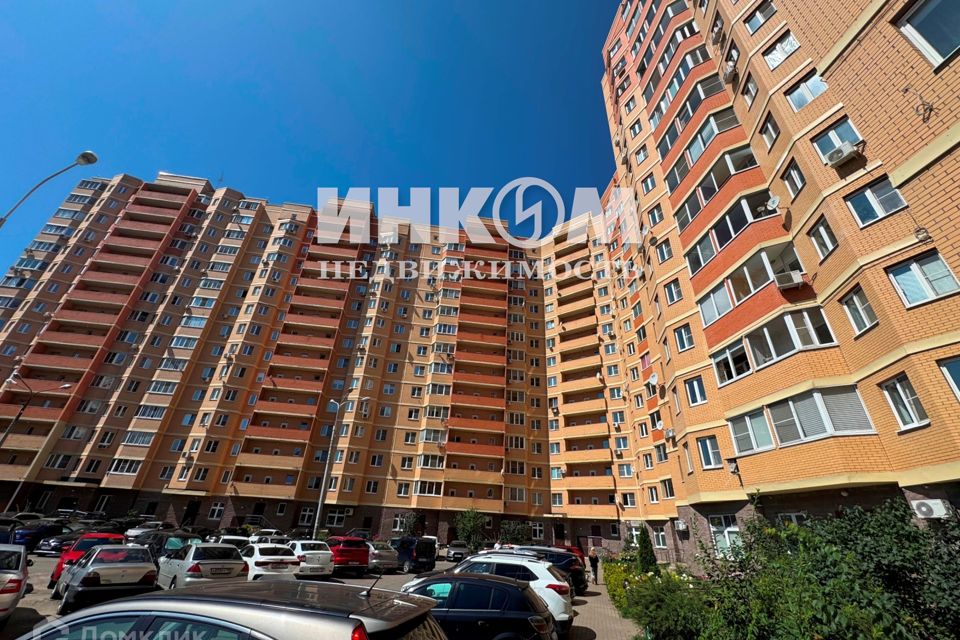 Продаётся 2-комнатная квартира, 57.7 м²