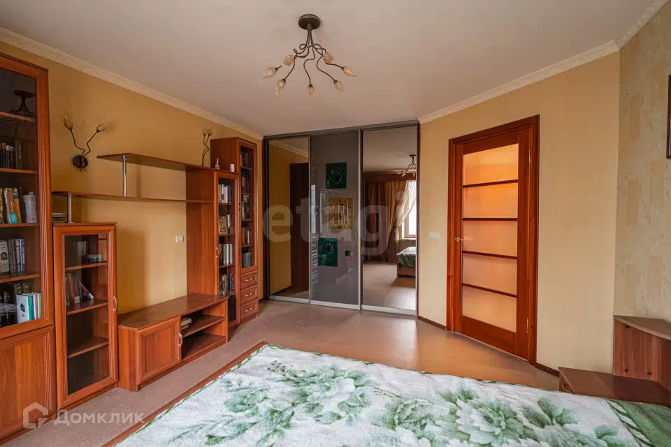 Продаётся 1-комнатная квартира, 43.2 м²