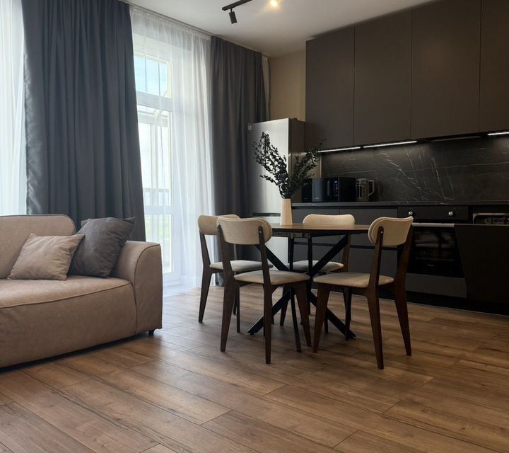 Сдаётся 1-комнатная квартира, 55 м²