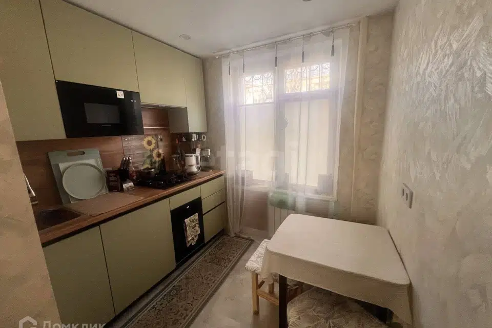Продаётся 3-комнатная квартира, 58 м²