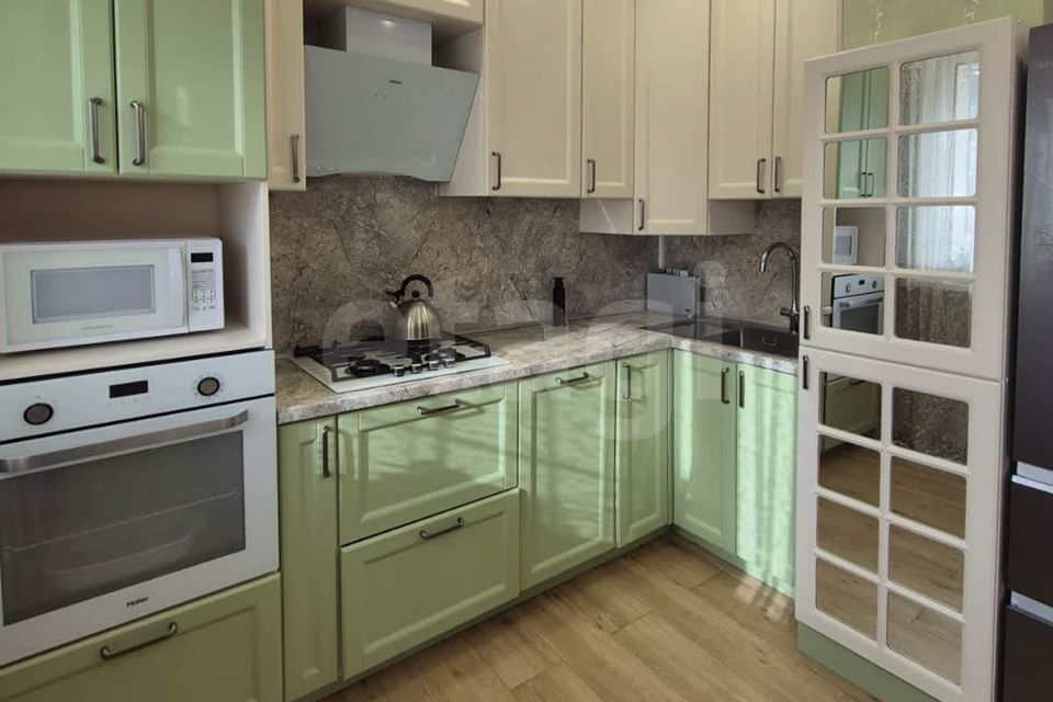 Продаётся 2-комнатная квартира, 57.2 м²