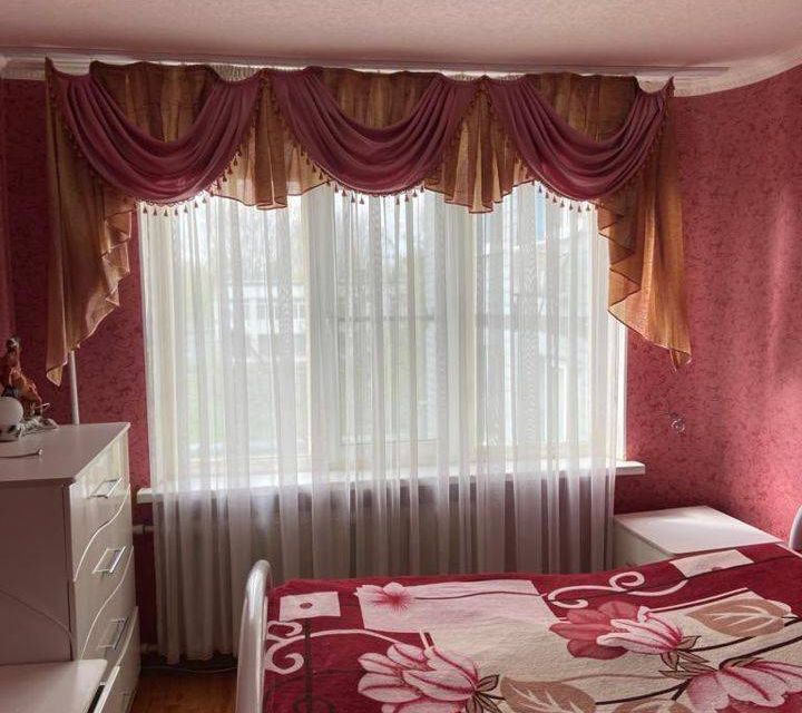 Продаётся 3-комнатная квартира, 62.3 м²