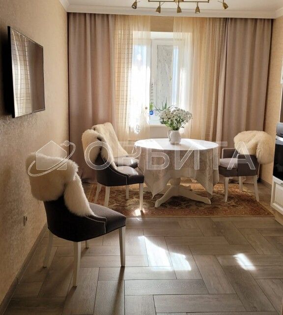 Продаётся 2-комнатная квартира, 73.2 м²