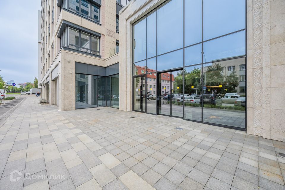 Продаётся 3-комнатная квартира, 111.4 м²