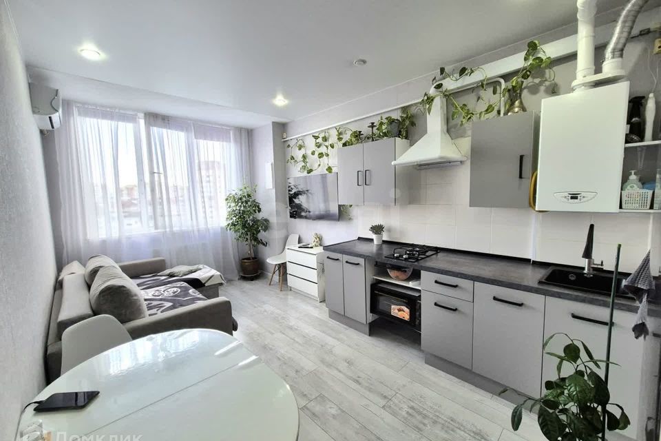 Продаётся 1-комнатная квартира, 42.5 м²