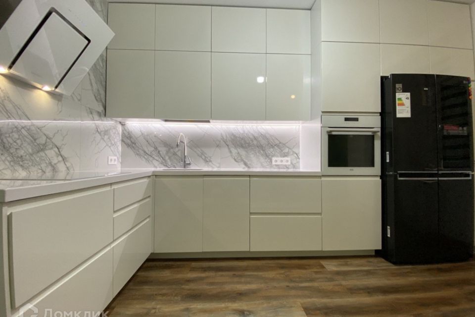 Продаётся 1-комнатная квартира, 43 м²