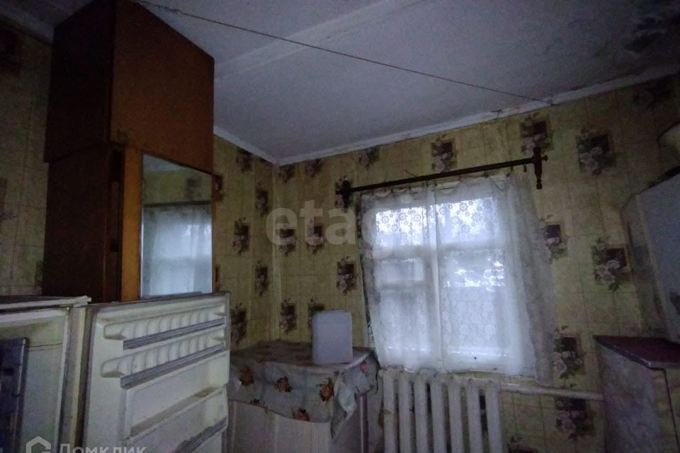 Продаётся 3-комнатная квартира, 42.8 м²