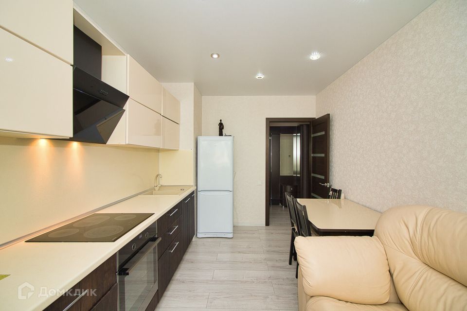 Сдаётся 2-комнатная квартира, 60.3 м²
