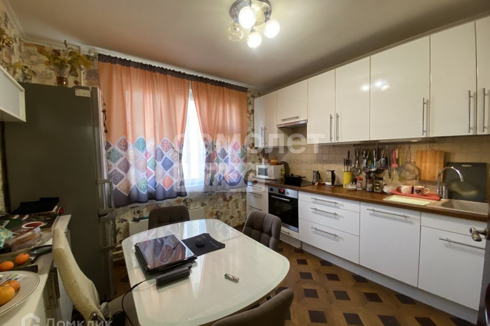 Продаётся 3-комнатная квартира, 81.2 м²