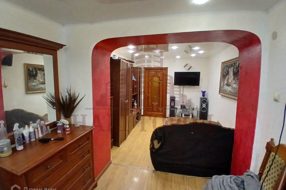 Продаётся 3-комнатная квартира, 108 м²