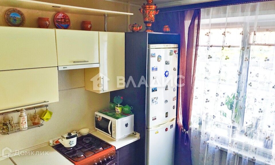Продаётся 3-комнатная квартира, 63.6 м²