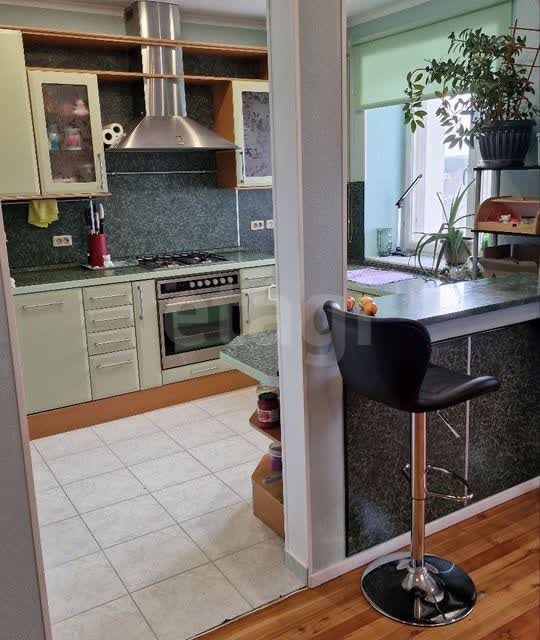 Продаётся 4-комнатная квартира, 85.9 м²