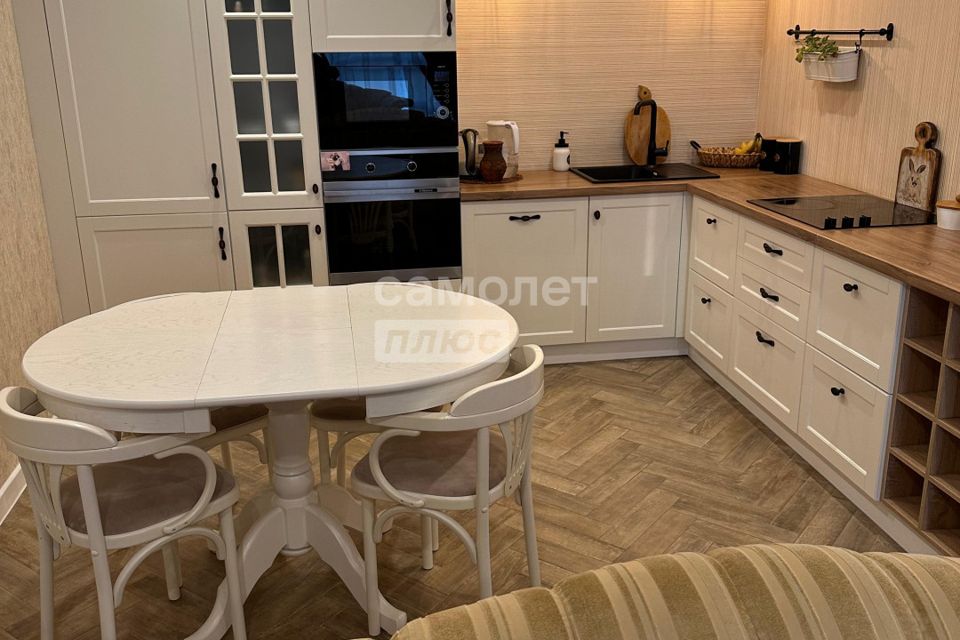 Продаётся 3-комнатная квартира, 88 м²