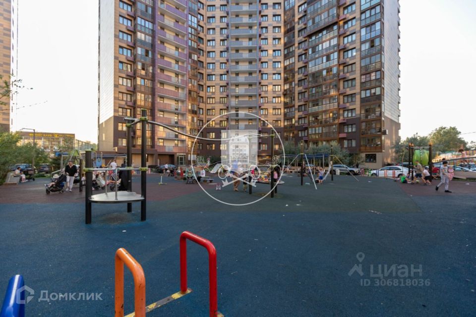 Продаётся 2-комнатная квартира, 69.2 м²
