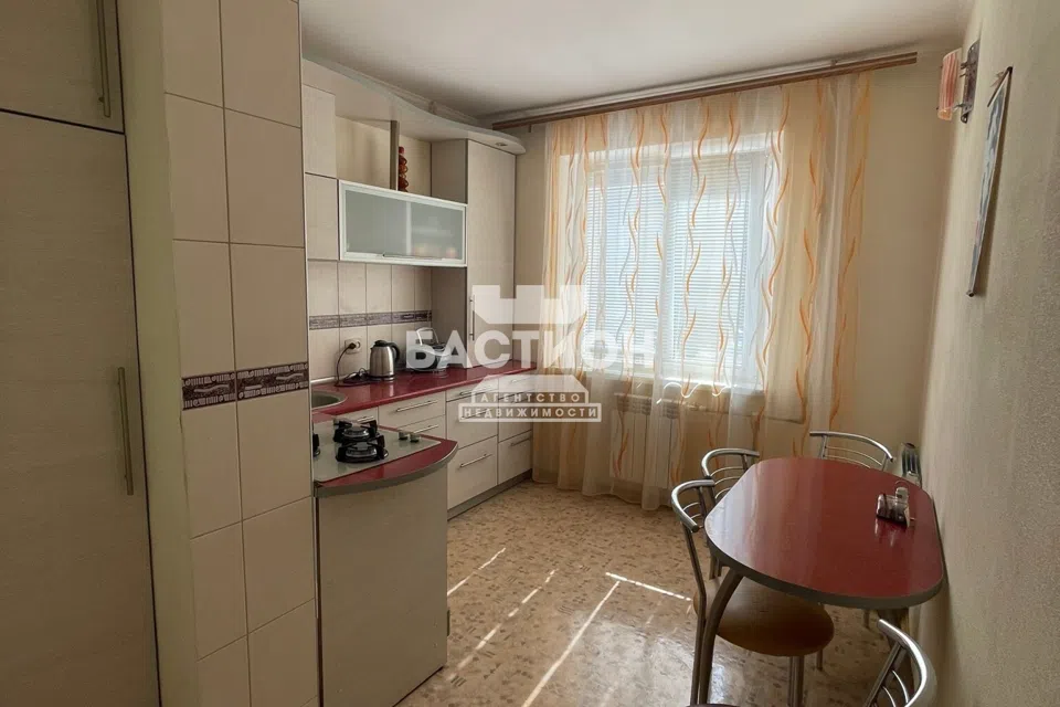 Продаётся 3-комнатная квартира, 72 м²