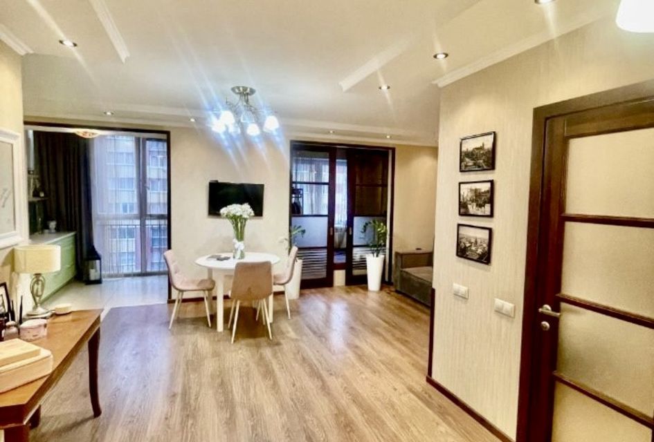 Продаётся 2-комнатная квартира, 60 м²