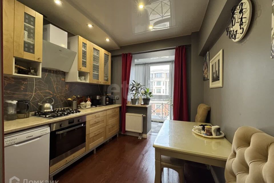 Продаётся 1-комнатная квартира, 46.9 м²