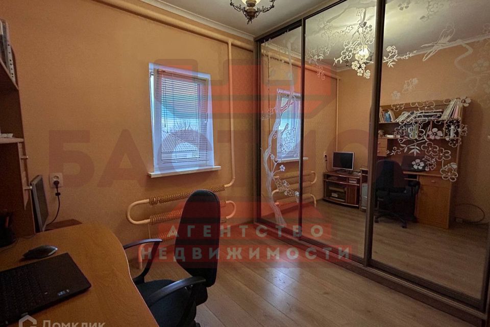 Продаётся 2-этажный дом, 170 м²