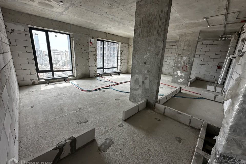 Продаётся 2-комнатная квартира, 65 м²