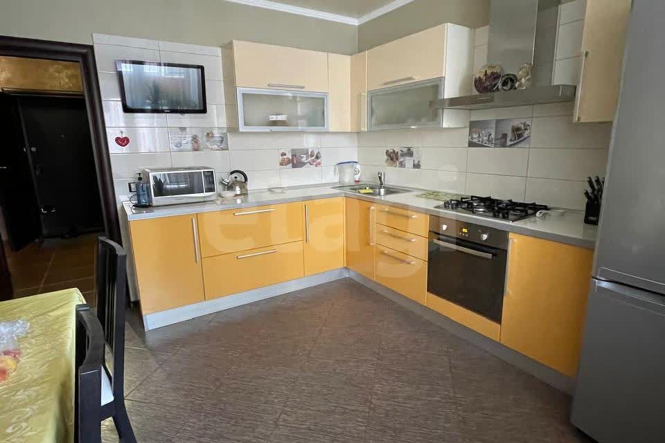 Продаётся 1-комнатная квартира, 50 м²