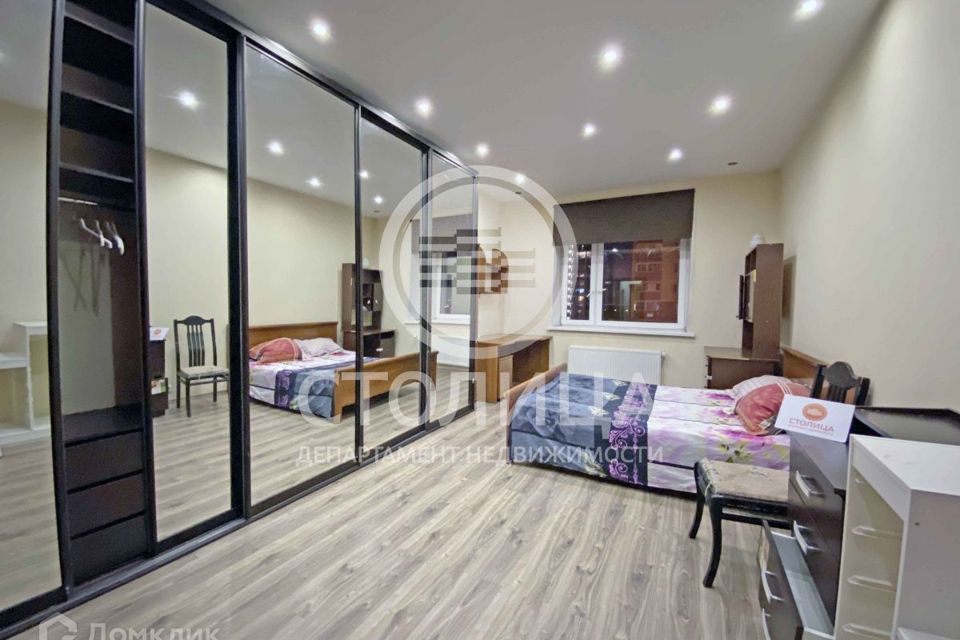 Сдаётся 1-комнатная квартира, 56.6 м²