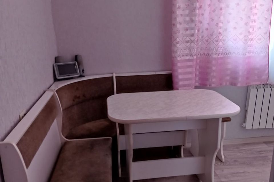 Продаётся 3-комнатная квартира, 56.7 м²