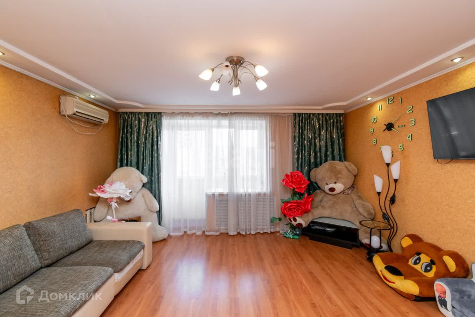 Продаётся 3-комнатная квартира, 93 м²