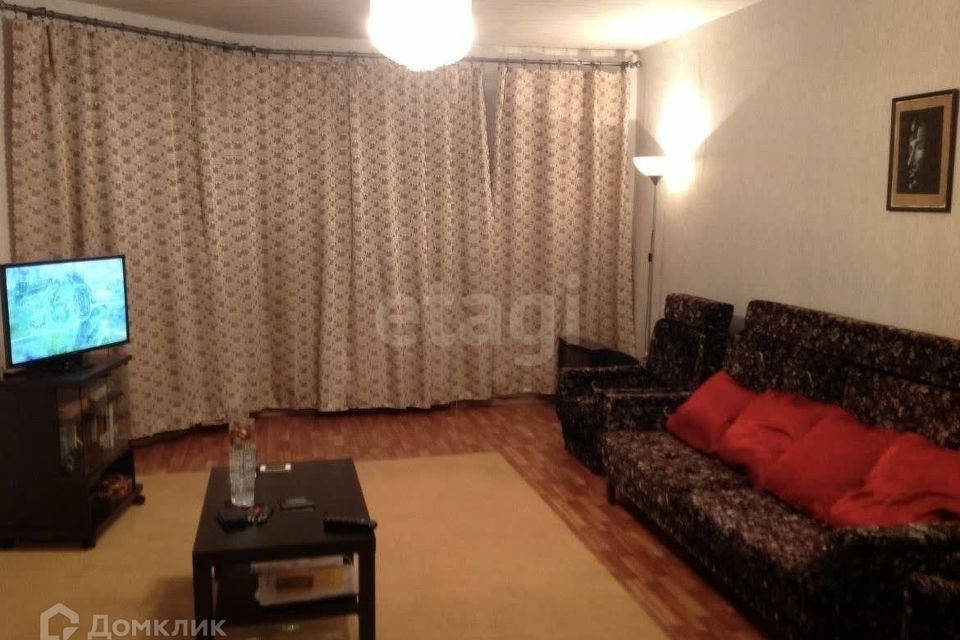 Продаётся 2-комнатная квартира, 54.9 м²