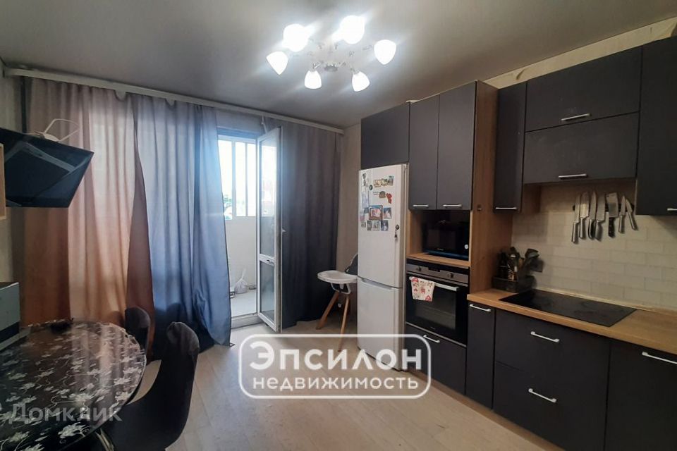 Продаётся 3-комнатная квартира, 74.3 м²
