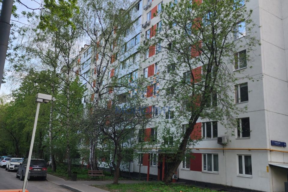 Продаётся 3-комнатная квартира, 57.1 м²