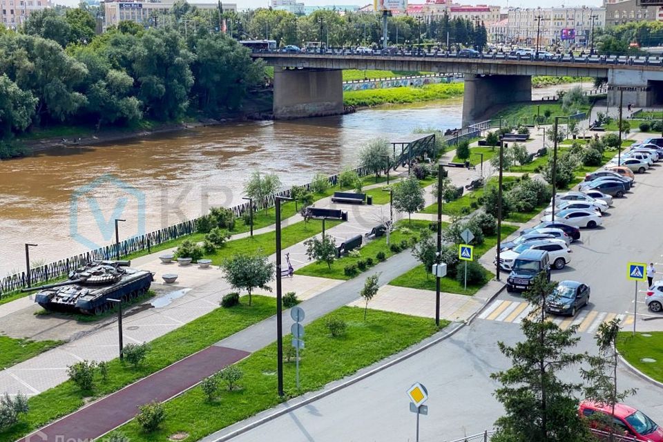 Продаётся 3-комнатная квартира, 57.2 м²