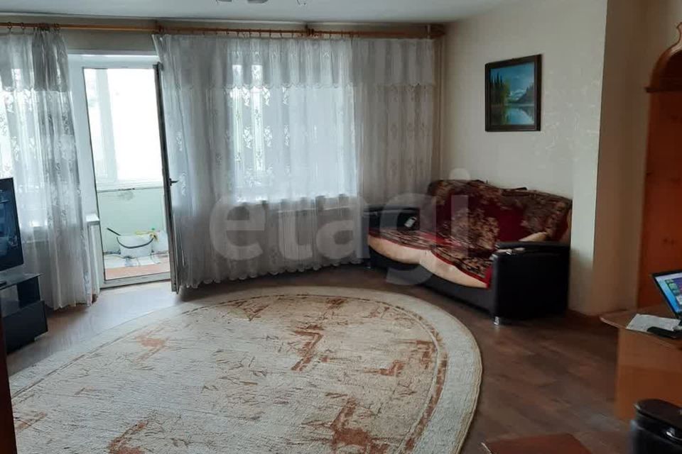 Продаётся 4-комнатная квартира, 115.9 м²