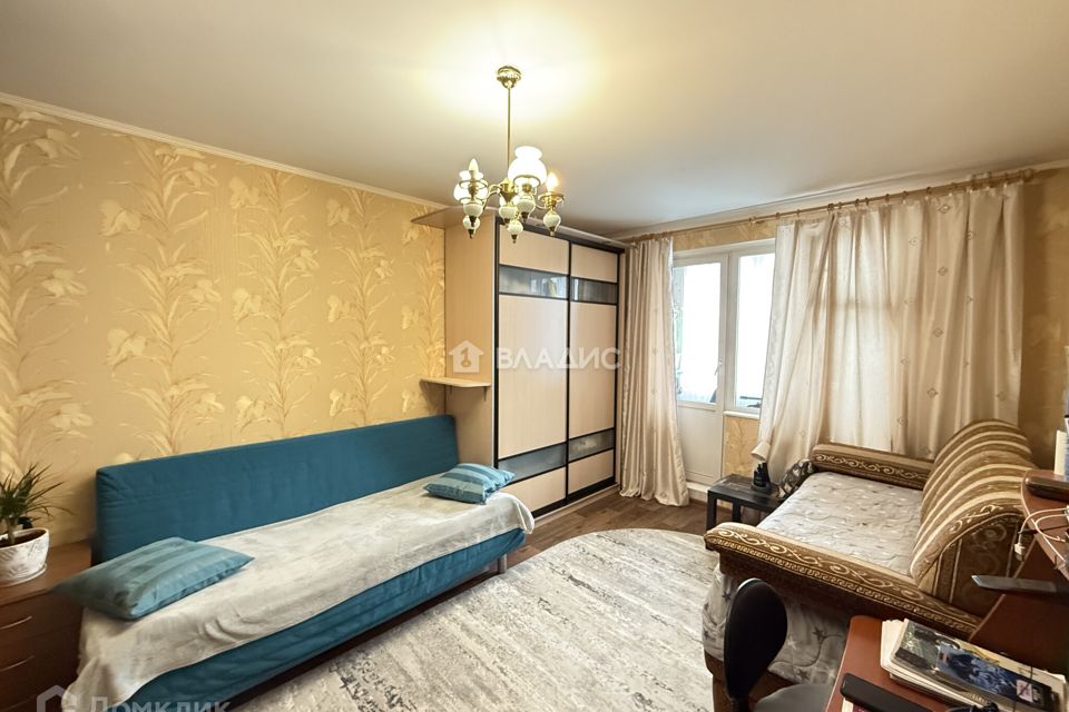 Продаётся 1-комнатная квартира, 37.7 м²