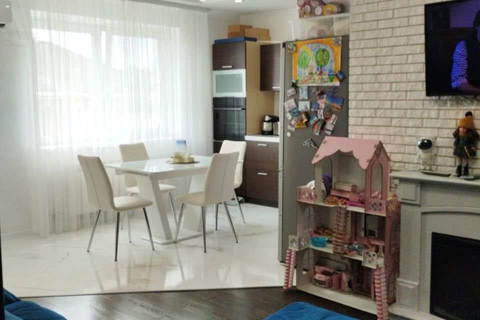 Продаётся 2-комнатная квартира, 51.8 м²