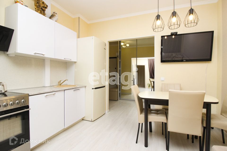 Продаётся 1-комнатная квартира, 48.1 м²