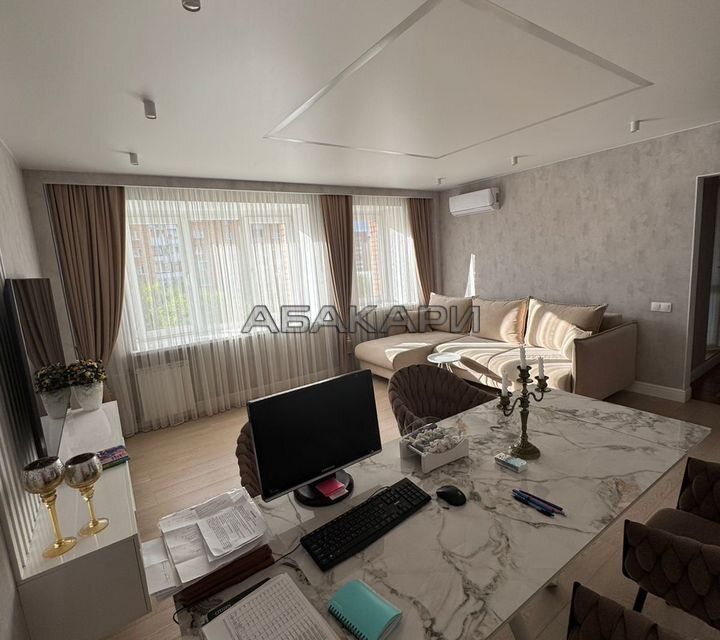 Сдаётся 4-комнатная квартира, 126 м²