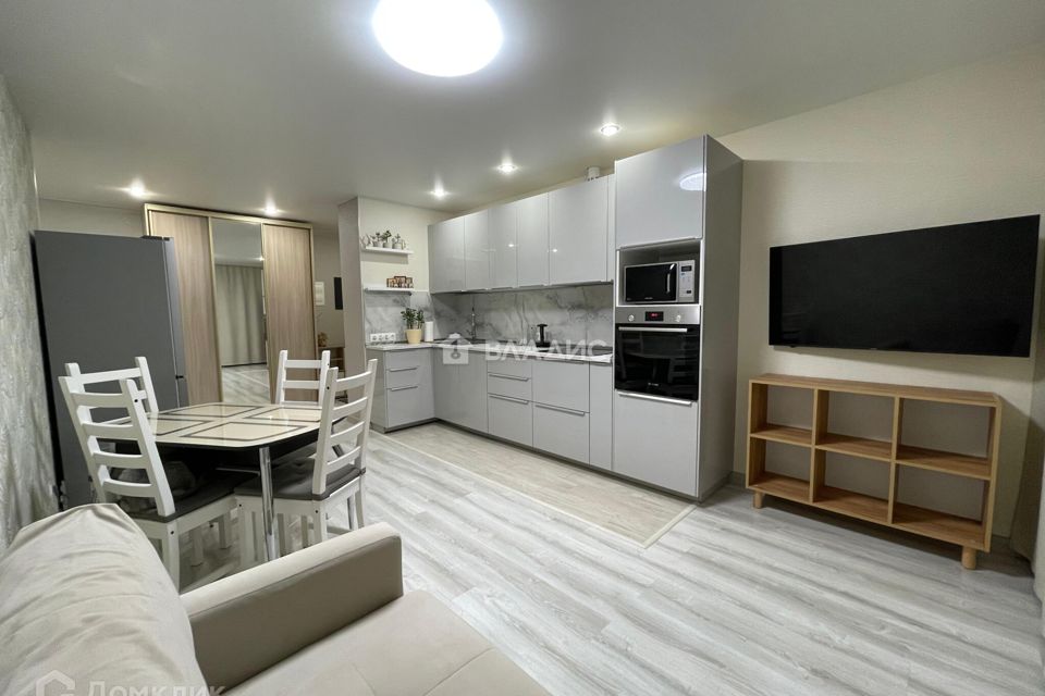 Продаётся 2-комнатная квартира, 63 м²