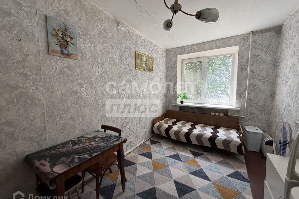 Продаётся комната в 1-комн. квартире, 10.5 м²