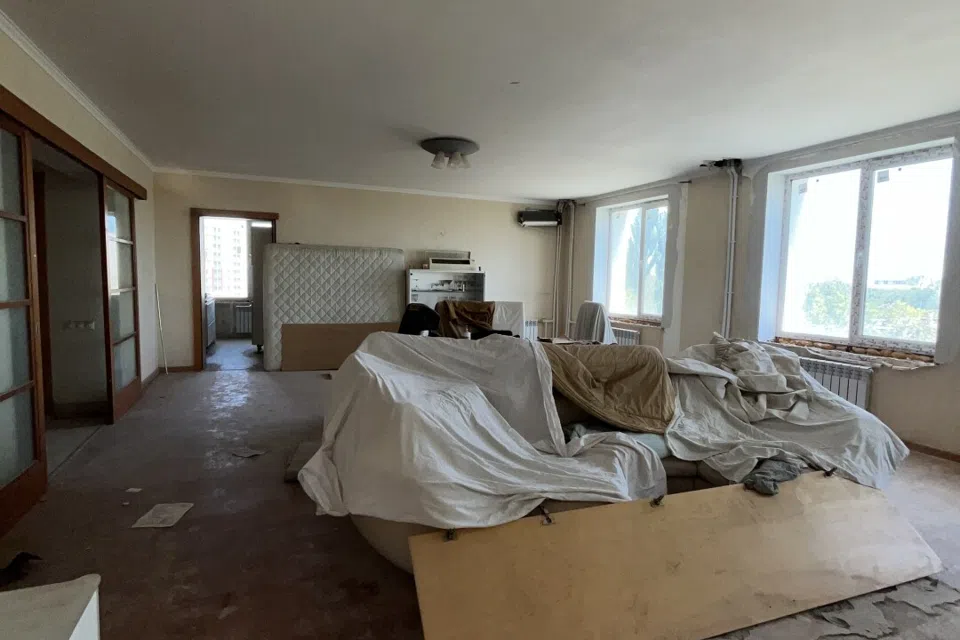 Продаётся 3-комнатная квартира, 153.7 м²
