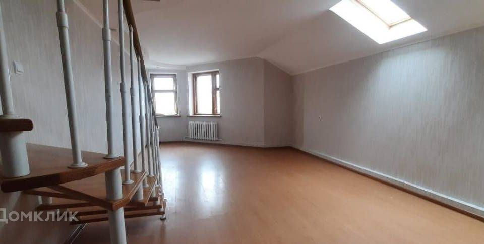Продаётся 3-комнатная квартира, 120 м²