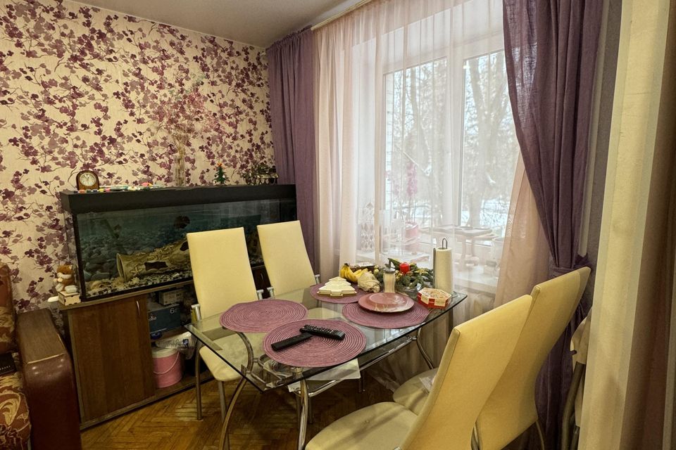 Продаётся 3-комнатная квартира, 58.6 м²